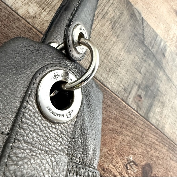 B. Makowsky Tri Color Stylish Genuine Leather Large Bag - Picture 5 of 11